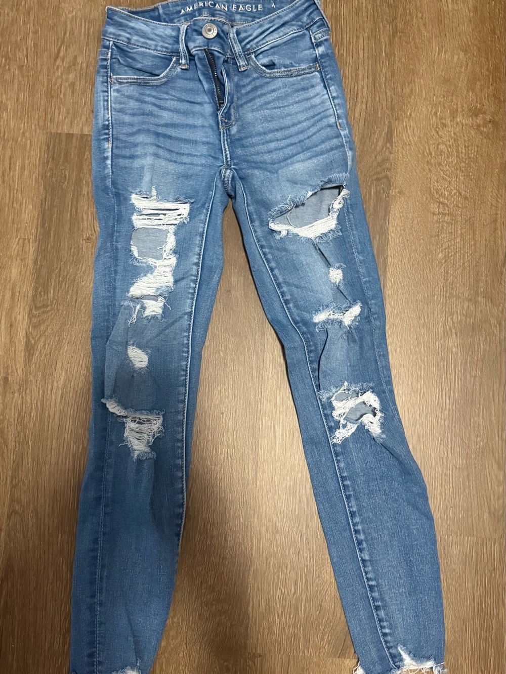 American Eagle Outfitters Distressed Medium Blue Skinny Jeans